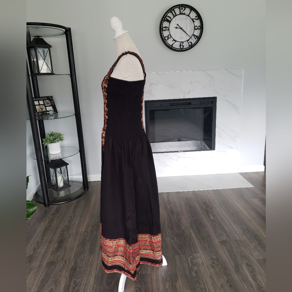 Ashro Black Maxi Dress with Red And Gold Design Size1X - Picture 4 of 7